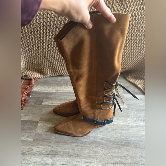 Free People Back-lace Sway Low Slouchy Boots NWOT Size US 9.5 Camel Suede - Picture 6 of 13